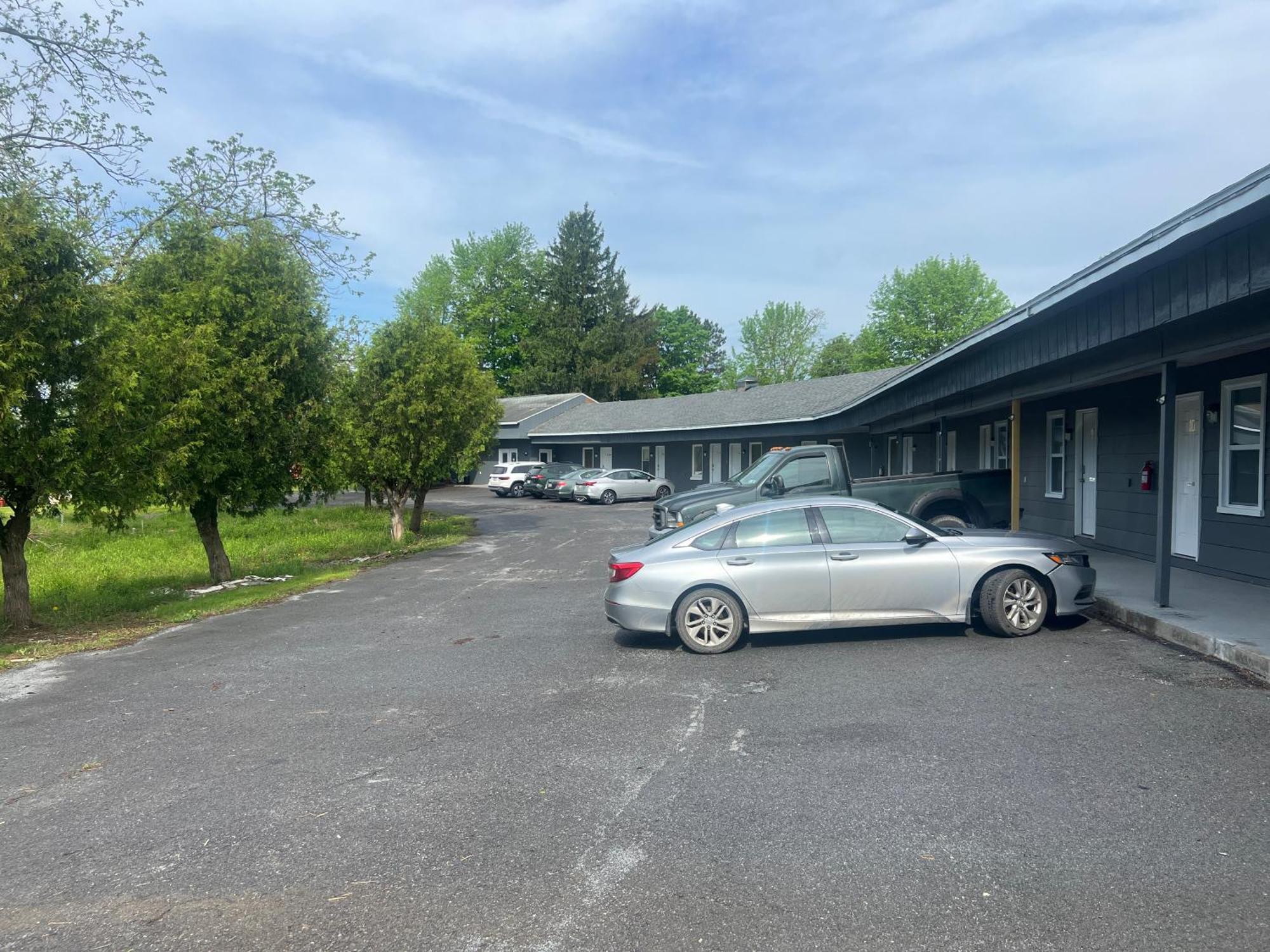 Nest Inn Watertown Buitenkant foto